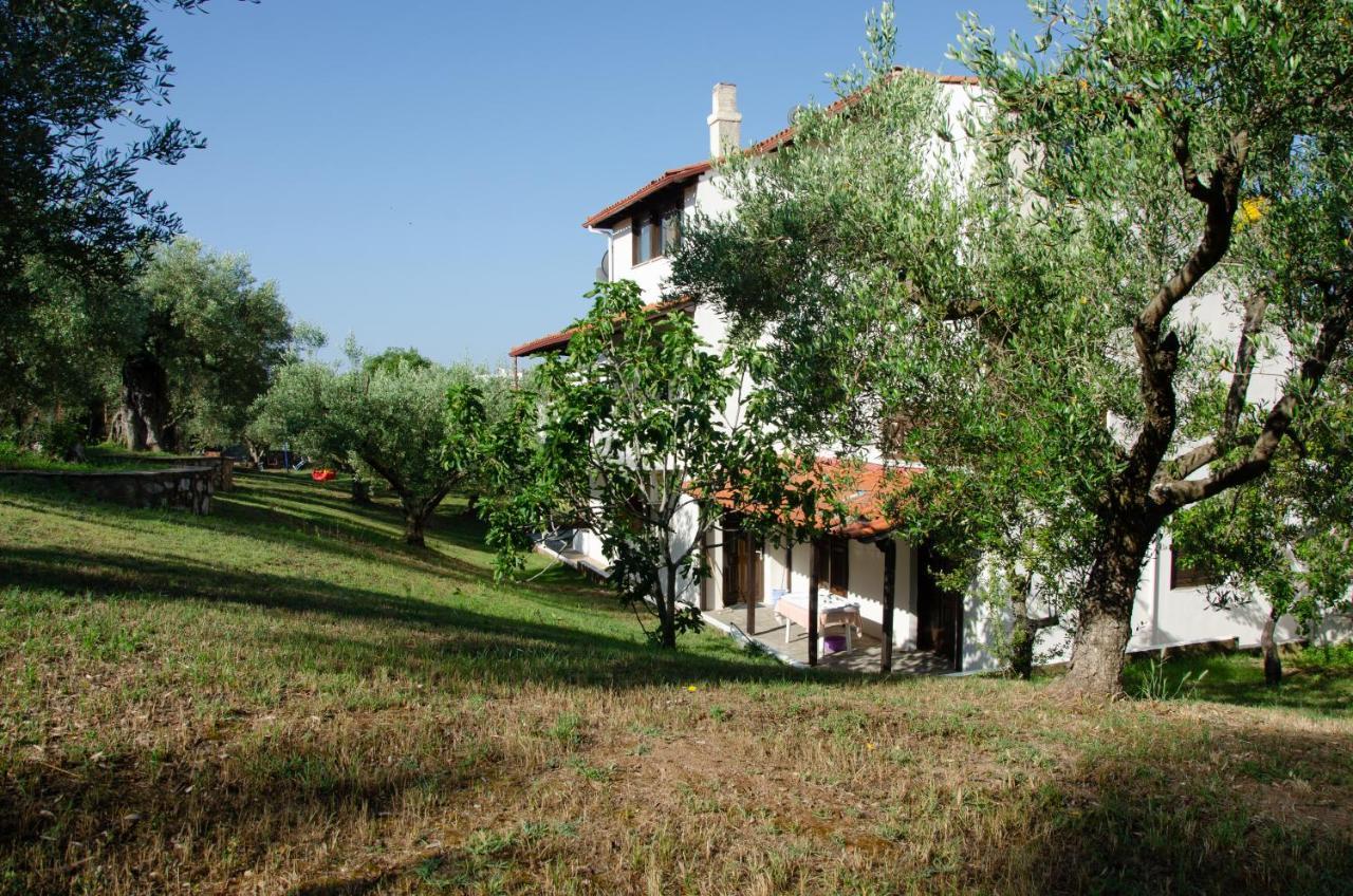 Готель Makis House Нікіті Екстер'єр фото